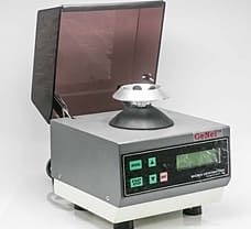 Microcentrifuge (fixed rotor speed 10000 rpm) with digital timer/rpm